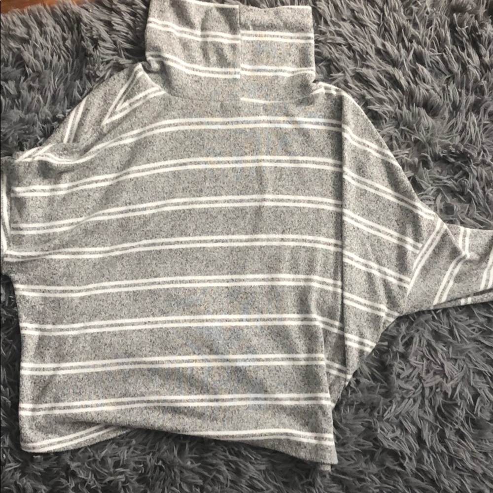 Sweater - Picture 1 of 1
